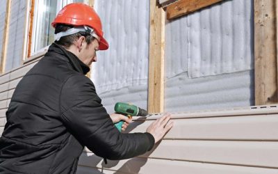 Knowing When to Replace Your Siding: 4 Red Flags to Consider